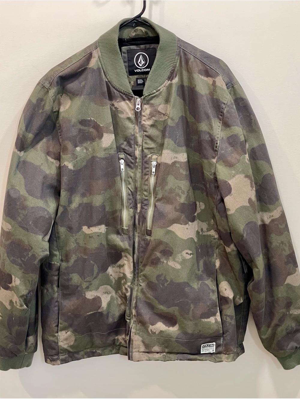 Volcom Men's Camo Bomber Jacket - Olive/Green
